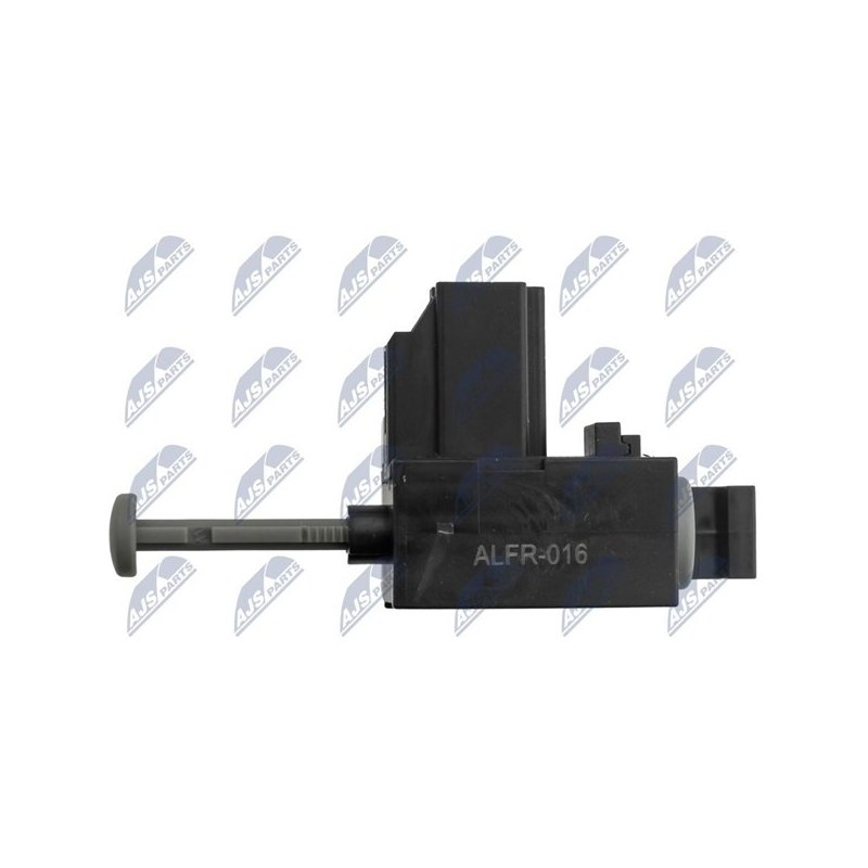 amcp-10140-fr016-4.jpg