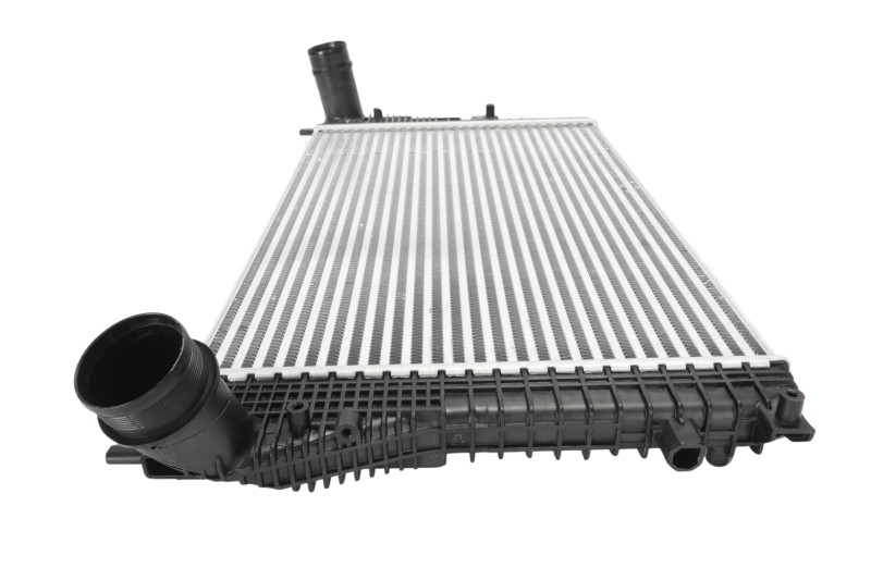 Intercooler BOGAP A4220114 OE Ref 1K0145803AF BOGAP