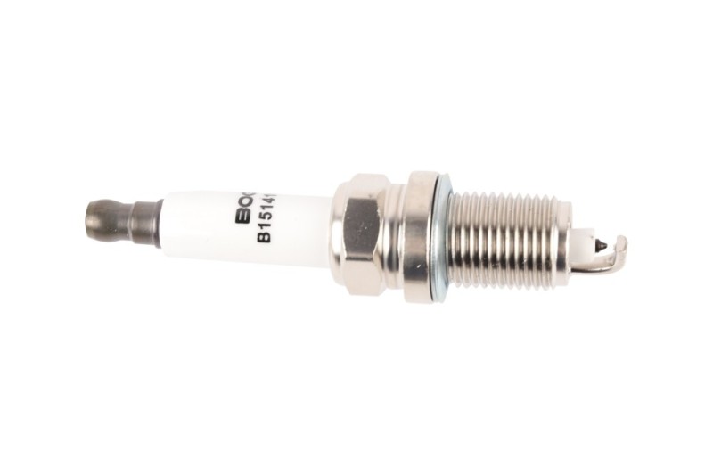 Spark Plug BOGAP B1514104 OE Ref 0037663 BOGAP