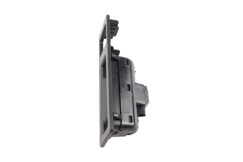 Tailgate Release Switch BOGAP B7313101 OE Ref 51244866142 BOGAP