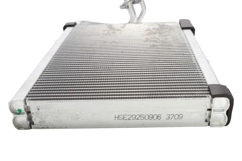 Air Conditioning Evaporator BOGAP C4124105 OE Ref 2058307800 BOGAP