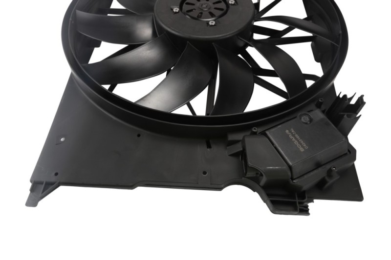 Engine Cooling Fan BOGAP C4243105 OE Ref 2115000493 BOGAP