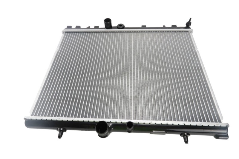 Engine Cooling Radiator BOGAP P4210172 OE Ref 1330A2 BOGAP