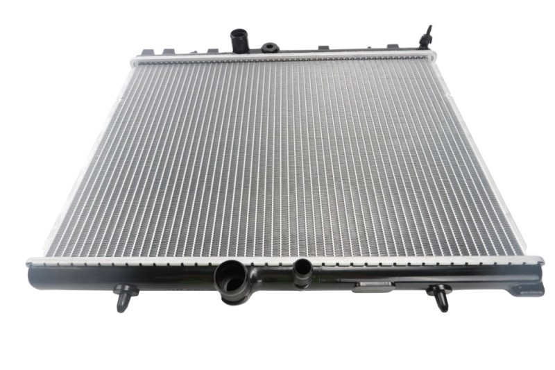 Engine Cooling Radiator BOGAP P4210174 OE Ref 1330A3 BOGAP