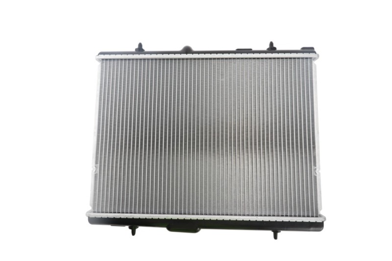 Engine Cooling Radiator BOGAP P4210174 OE Ref 1330A3 BOGAP