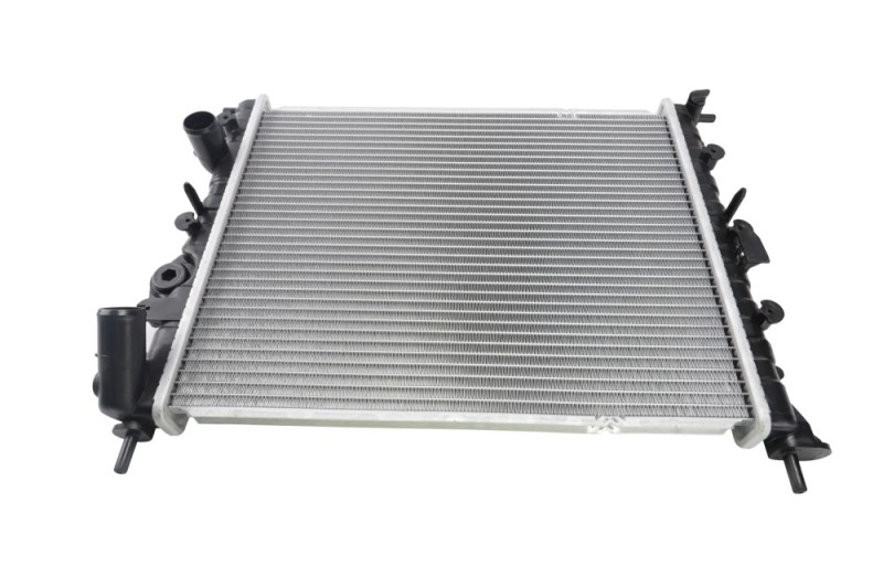 Engine Cooling Radiator BOGAP R4210128 OE Ref 2140000QA0 BOGAP