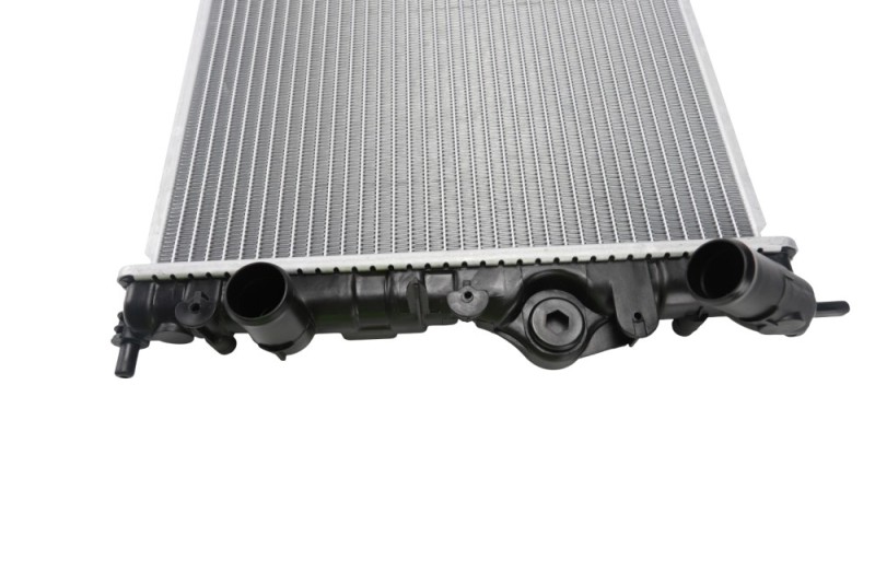 Engine Cooling Radiator BOGAP R4210128 OE Ref 2140000QA0 BOGAP