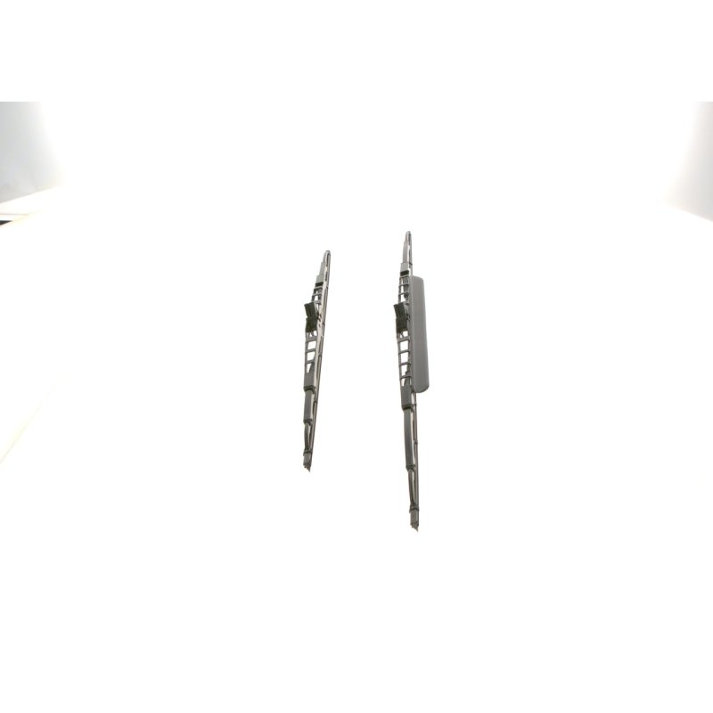 Essuie-glace BOSCH 3397118303 pour CITROEN, DACIA, DODGE, FORD et plus encore... BOSCH