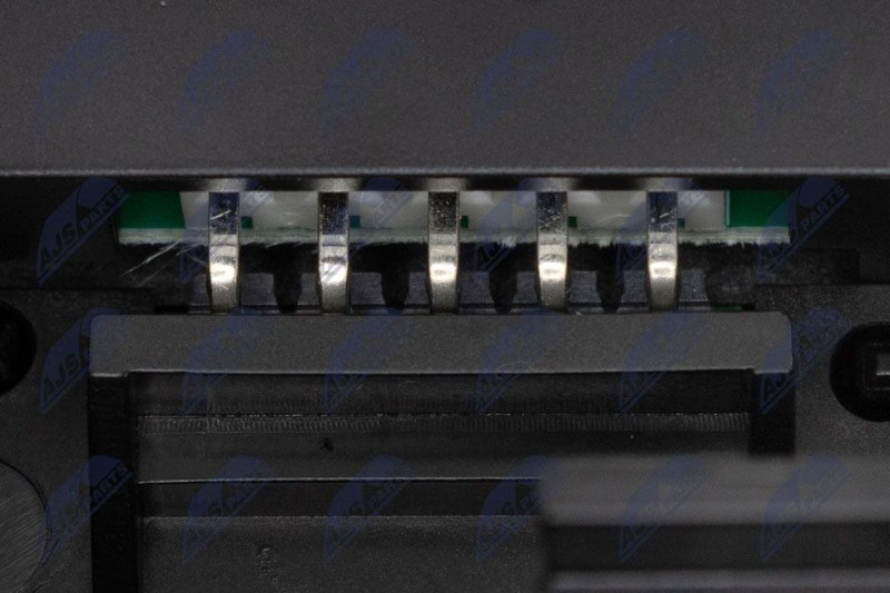 INTERRUPTEUR Pour IVECO DAILY IV 06- Z FUNKCJĄ PRZELĄCZANIA SWIATEL NTY