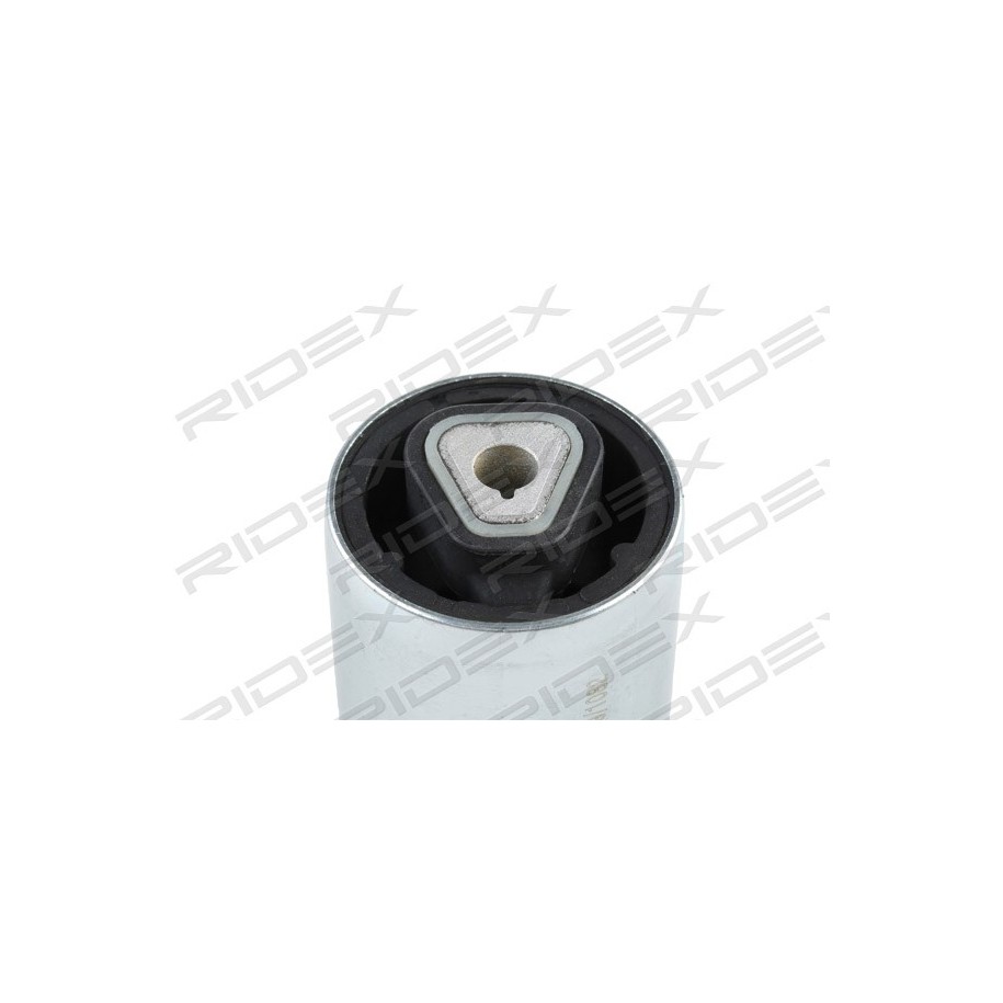 Silentbloc de bras oscillant RIDEX 251T0615 pour BMW 31 12 0 393 540 RIDEX