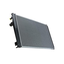 Radiator AMCP-32658-TY001 OE Ref 1640031420