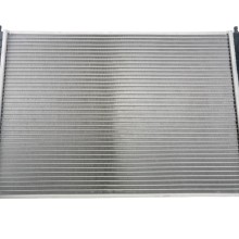 Engine Cooling Radiator BOGAP B4210240 OE Ref 1475554