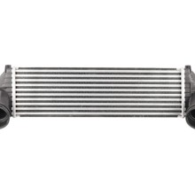 Intercooler BOGAP B4220104 OE Ref 17517533475