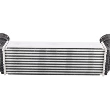Intercooler BOGAP B4220104 OE Ref 17517533475 BOGAP