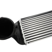 Intercooler BOGAP B4220122 OE Ref 17113449191 BOGAP