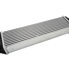 Intercooler BOGAP B4220127 OE Ref 17117577115