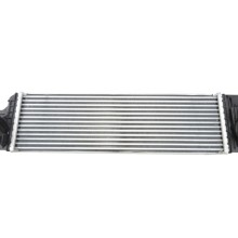 Intercooler BOGAP B4220134 OE Ref 17517617600
