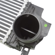 Intercooler BOGAP B4220134 OE Ref 17517617600 BOGAP