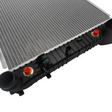 Engine Cooling Radiator BOGAP C4210103 OE Ref 2205000003 BOGAP