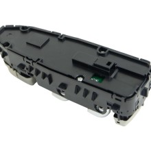 Window Regulator Switch BOGAP C7339102 OE Ref 2059056811 BOGAP