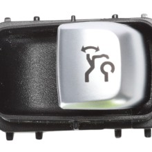 Tailgate Release Switch BOGAP C7339128 OE Ref A2059051713 BOGAP