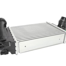 Intercooler BOGAP N4220103 OE Ref 14461BD70A BOGAP