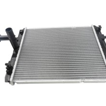 Engine Cooling Radiator BOGAP P4210158 OE Ref 1330P4 BOGAP