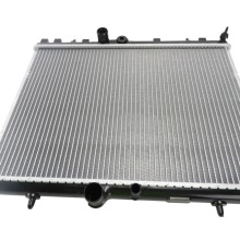 Engine Cooling Radiator BOGAP P4210172 OE Ref 1330A2 BOGAP