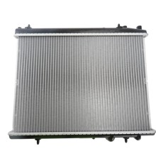 Engine Cooling Radiator BOGAP P4210181 OE Ref 1330N2 BOGAP