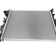 Engine Cooling Radiator BOGAP R4210128 OE Ref 2140000QA0 BOGAP