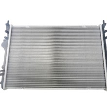 Engine Cooling Radiator BOGAP R4210142 OE Ref 8200189288 BOGAP