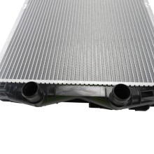 Engine Cooling Radiator BOGAP R4210184 OE Ref 8200325007 BOGAP