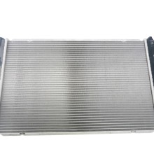 Engine Cooling Radiator BOGAP R4210185 OE Ref 214100015R
