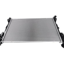 Engine Cooling Radiator BOGAP R4210196 OE Ref 214103569R BOGAP