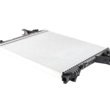 Engine Cooling Radiator BOGAP V4210101 OE Ref 31293550 BOGAP