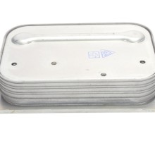 Engine Oil Cooler BOGAP W4222104 OE Ref 1616315180 BOGAP