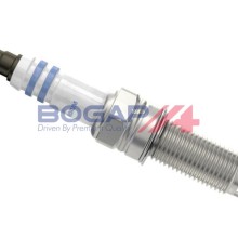 Spark Plug BOGAP Y1514100 OE Ref 1822A011