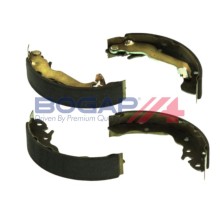 Brake Shoe Set BOGAP Y8213100 OE Ref 5830517A00