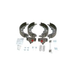Jeu de mâchoires de frein BOSCH 0204113669 pour PEUGEOT 406 OE 42413Z BOSCH