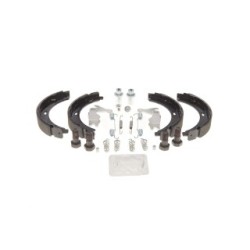 Jeu de mâchoires de frein à main BOSCH 0204113813 pour MERCEDES Classe E