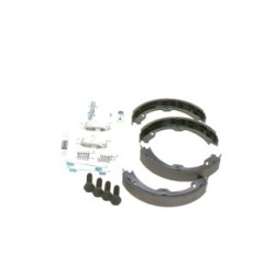 Jeu de mâchoires de frein à main BOSCH 0204113814 pour MERCEDES CLS, Classe E, SL