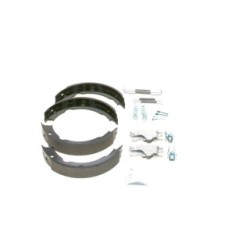 Jeu de mâchoires de frein à main BOSCH 0204113825 pour PEUGEOT 406, 607 BOSCH