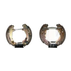 Jeu de mâchoires de frein BOSCH 0204114064 pour PEUGEOT 205