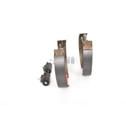 Hand Brake Shoe Set BOSCH 0204114192 OE Ref 4242 19