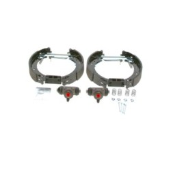 Hand Brake Shoe Set BOSCH 0204114580 OE Ref 77 01 205 819