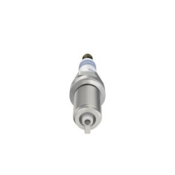 Bougie d'allumage BOSCH 0242229708 pour CITROËN, DODGE, FIAT, INFINITI, JEEP et plus encore... BOSCH