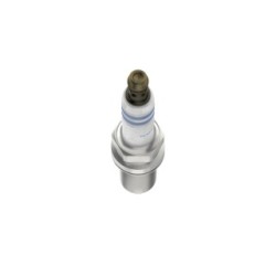 Bougie d'allumage BOSCH 0242235743 pour FORD FOCUS, MONDEO, S-MAX OE 1505812 BOSCH