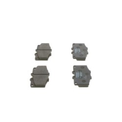 Jeu de plaquettes de frein BOSCH 0986468520 pour TOYOTA HILUX, LAND OE AY040TY030 BOSCH