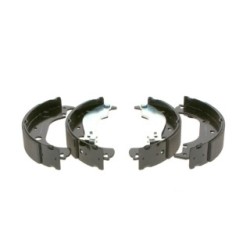 Jeu de mâchoires de frein à main BOSCH 0986487626 pour FIAT DOBLO, SIENA OE 7082149 BOSCH