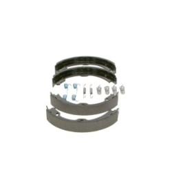 Jeu de mâchoires de frein à main BOSCH 0986487666 pour MERCEDES CLS, Classe E, SL BOSCH